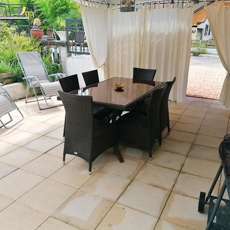 Appartement Lumineux A Voreppe Avec Piscine מראה חיצוני תמונה