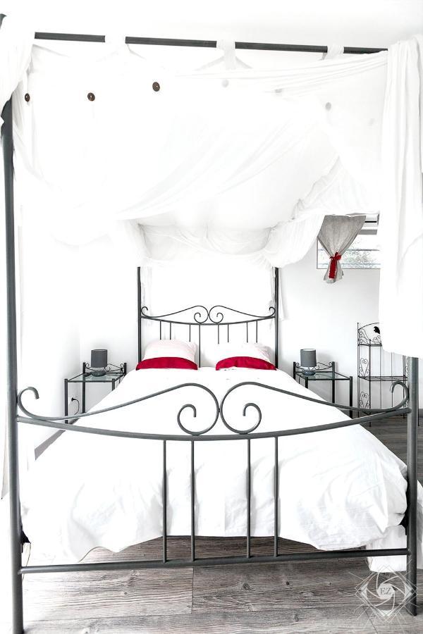 Appartement Lumineux A Voreppe Avec Piscine מראה חיצוני תמונה