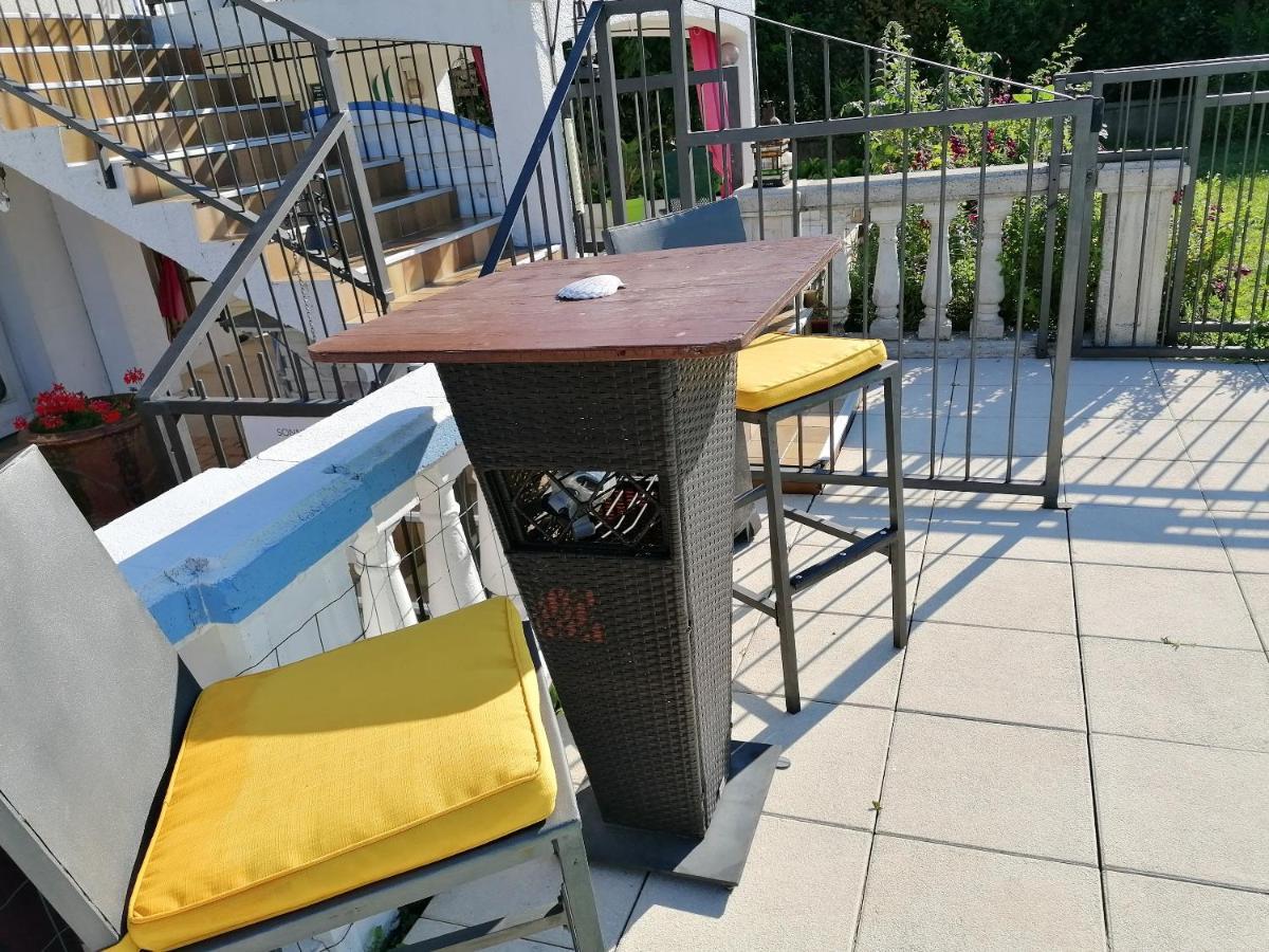 Appartement Lumineux A Voreppe Avec Piscine מראה חיצוני תמונה
