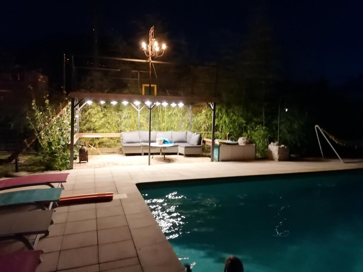 Appartement Lumineux A Voreppe Avec Piscine מראה חיצוני תמונה