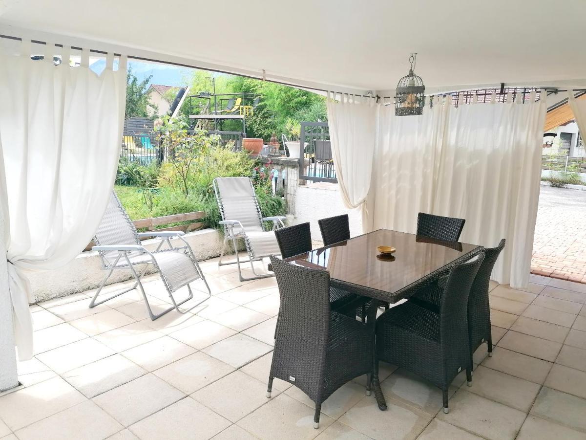 Appartement Lumineux A Voreppe Avec Piscine מראה חיצוני תמונה