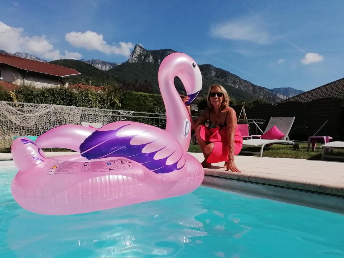 Appartement Lumineux A Voreppe Avec Piscine מראה חיצוני תמונה