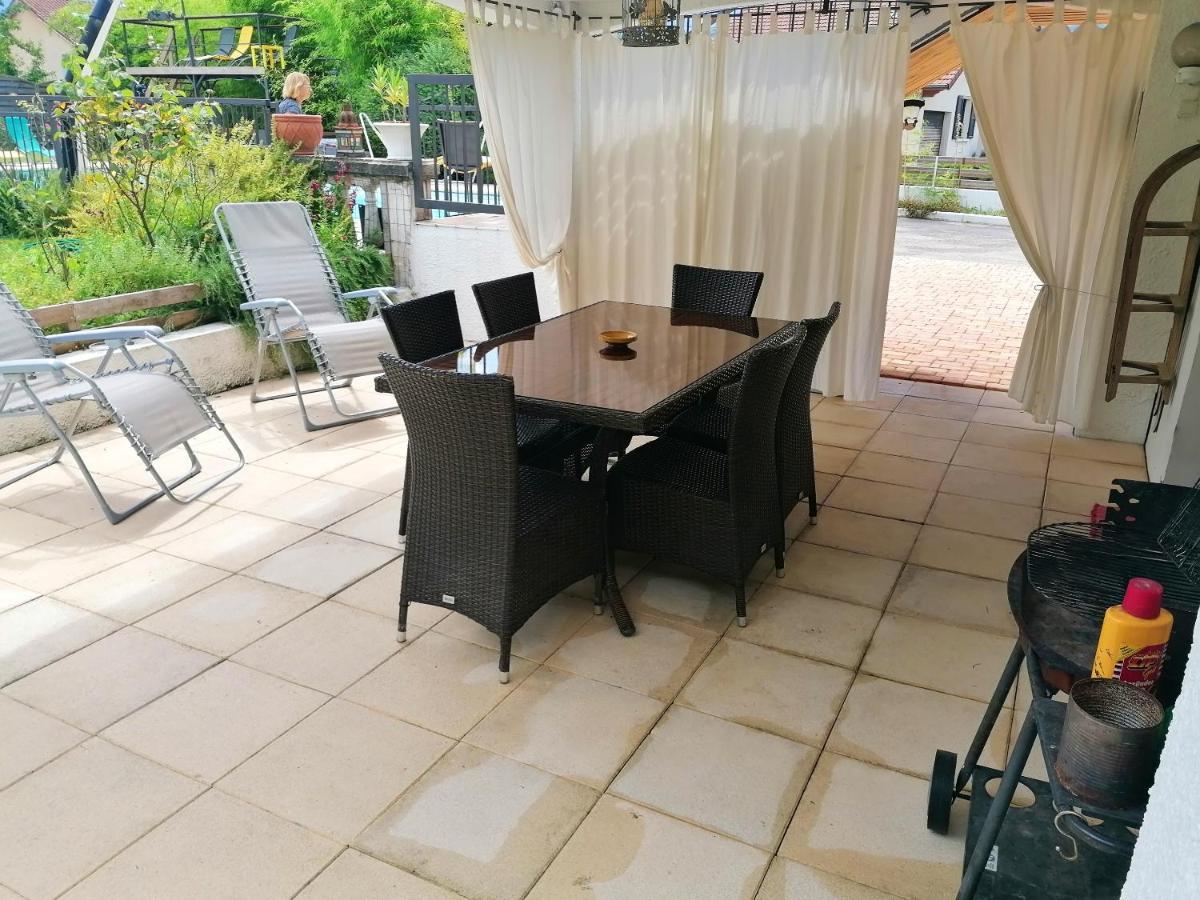 Appartement Lumineux A Voreppe Avec Piscine מראה חיצוני תמונה